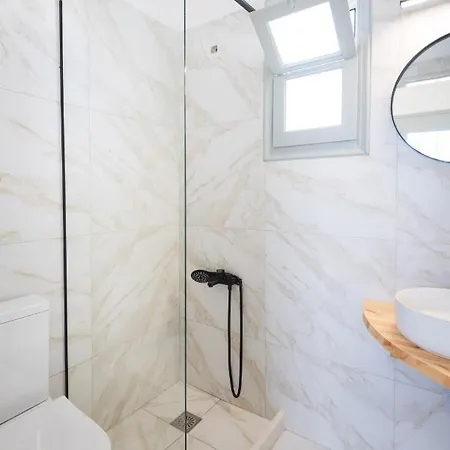 Navi A2 Brand New In アパート