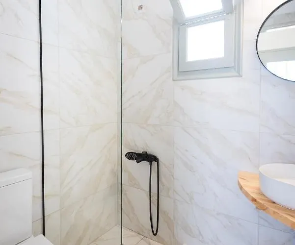 Navi A2 Brand New In Appartement